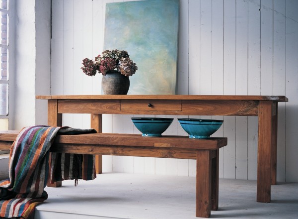 Holztisch aus recyceltem 'Teak' mit Schublade, natur, L 140 cm, B 80 cm, H 79 cm