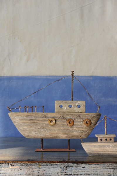 Boot, mit Standfuß, L 4 cm, B 29 cm, H 24 cm