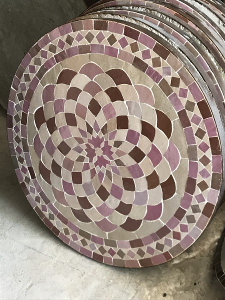 Runder Mosaiktisch, rosé, braun, Ø 60 cm, H 75 cm