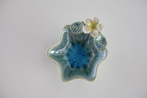Schale 'Lotus', blau, T 10 cm, B 10 cm, H 5 cm