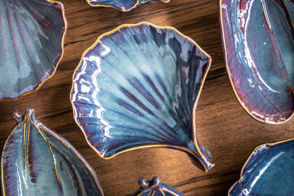 Schale aus Keramik 'Muschel', blau, B 20 cm, H 6 cm, T 17 cm