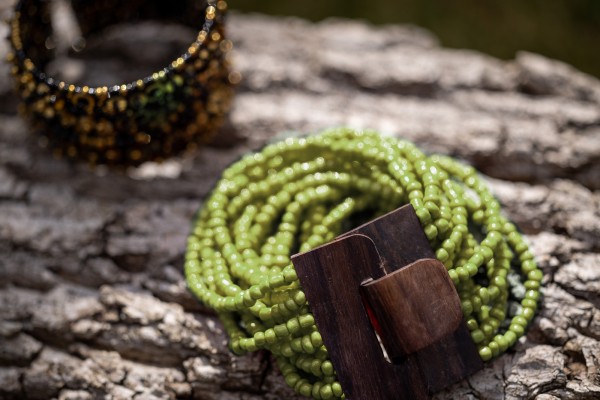Armband 'Sangket' mit grünen Perlen, L 9 cm, B 4 cm, H 2 cm