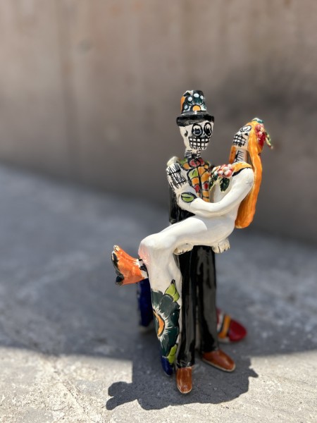 Keramik-Figur 'Novios Cargando', multicolor, H 20 cm, B 10 cm, L 9 cm