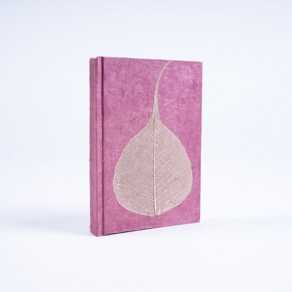 Notizbuch 'Blatt' aus handgeschöpftem Papier, pink, B 8 cm, H 11,5 cm