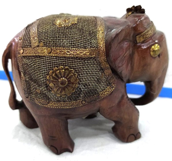 Elefant aus Holz mit Metall-Satteldecke, H 8 cm