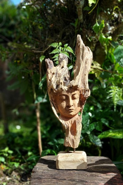 Skulptur aus Wurzelholz, Einzelstück