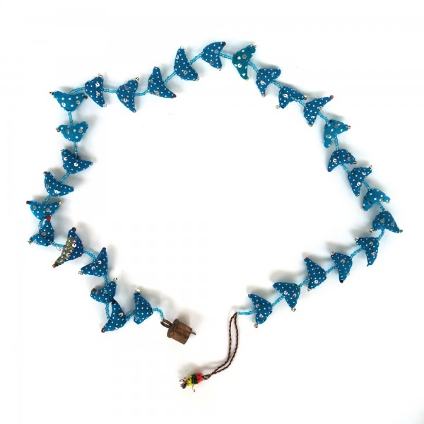 30er Girlande 'Vögel' hängend, türkis, T 4,5 cm, B 2,5 cm, H 125 cm