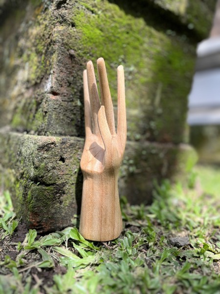 Holzfigur 'Hand', natur, H 20 cm, B 5 cm, L 5 cm