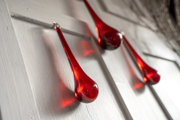 Glastropfen hängend, rot, H 25 cm, Ø 5 cm