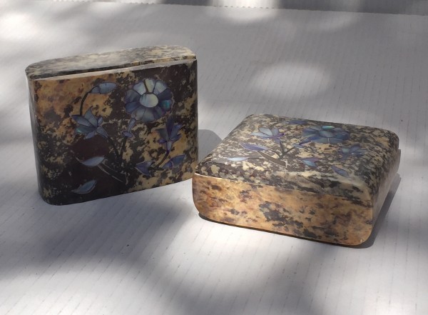 Speckstein-Box 'Uttara', T 7,5 cm, B 10 cm, H 4,5 cm