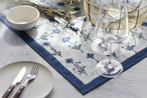 Tischdecke mit Blumenmuster, weiß, blau, L 100 cm, B 100 cm