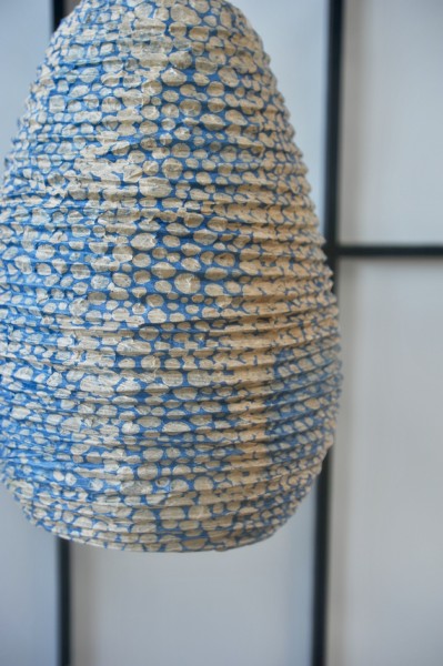 Papierlampe 'Wassermosaik', blau, creme, T 11 cm, B 17 cm, H 55 cm