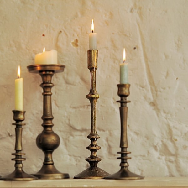 Kerzenständer aus Gusseisen, antik messing, H 39 cm, Ø 14,5 cm