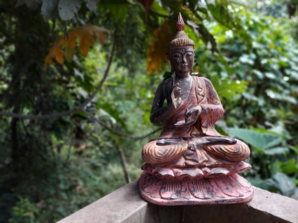 'Buddha sitzend Thai Stil', H 47 cm, B 27 cm, T 27 cm