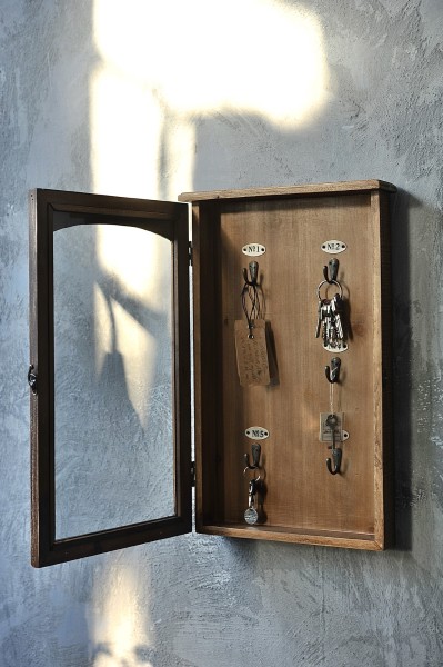 Schlüsselschrank, Tannenholz, H 51,5 cm, B 32 cm, T 8 cm