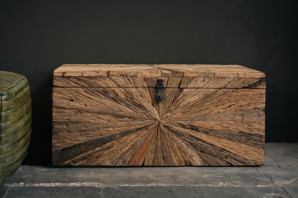 Truhe aus altem Holz, natur, B 80 cm, L 40 cm, H 36 cm