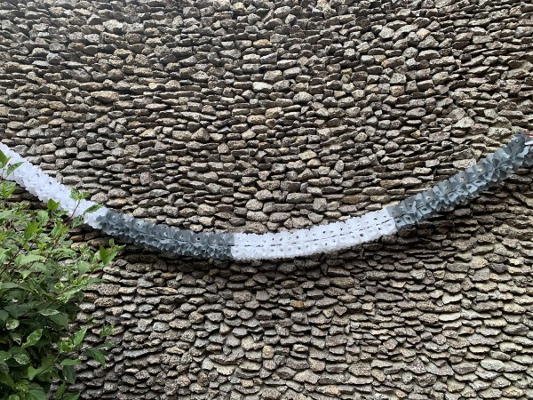 Papier-Girlande 'Schlange', weiß, grau, Ø 23 cm, L 300 cm